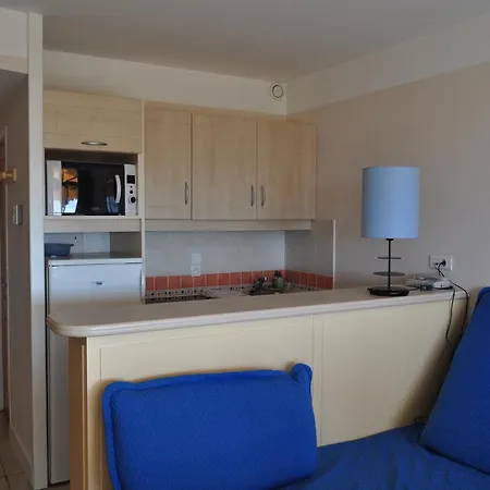 Inter-residences Heliotel Marine Сен-Лоран-дю-Вар