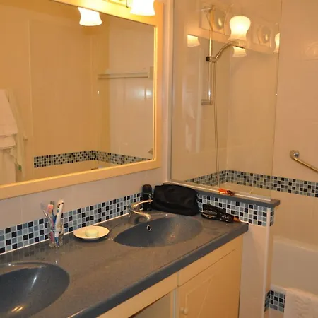 Inter-residences Heliotel Marine Апарт-отель Сен-Лоран-дю-Вар